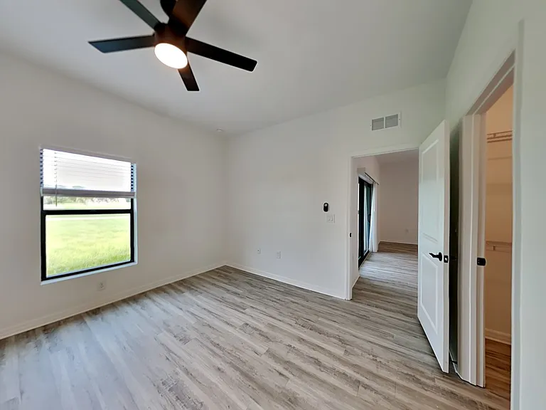 1322 Rio De Janeiro Ave — Photo 16