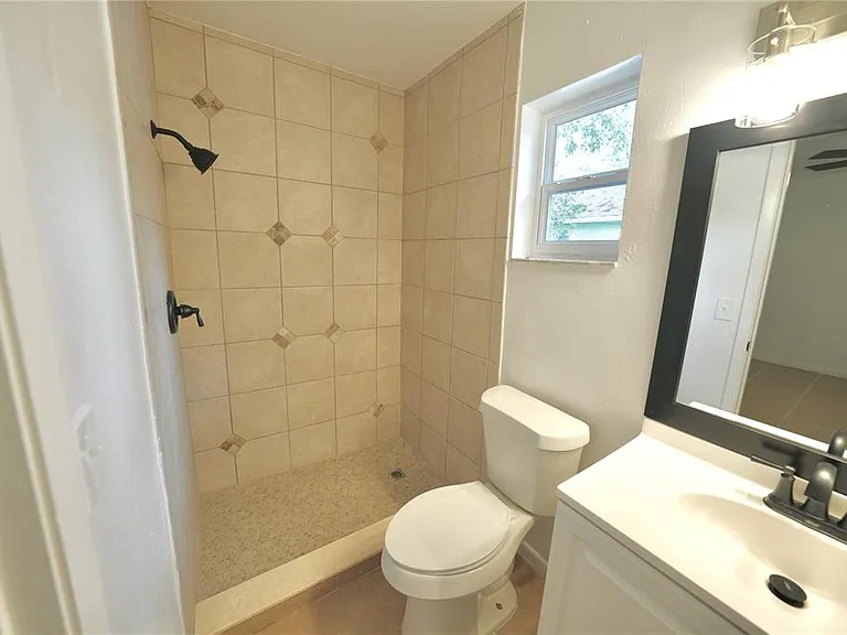 2619 Hendy Ct — Photo 12