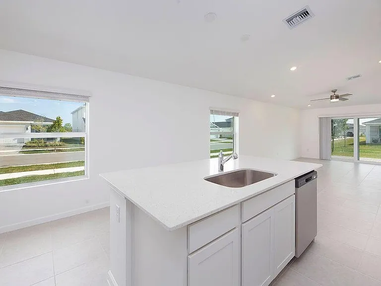 11146 NW Fernbrook Dr — Photo 10