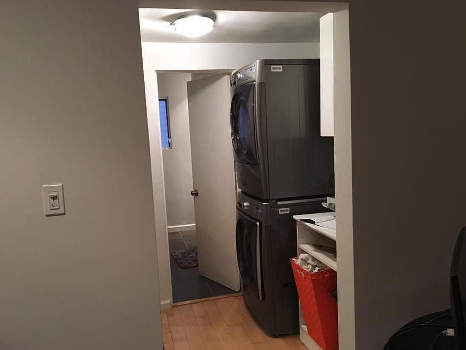 1st image of 1328 Havenhurst Dr