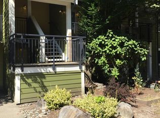 12607 SE 41st Pl APT H102, Bellevue, WA 98006