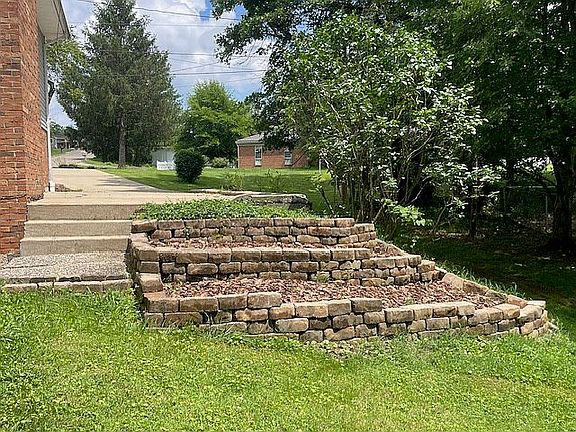 4th image of 134 Brandy Dr