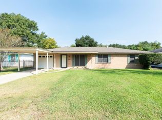 9080 McLean St, Beaumont, TX 77707