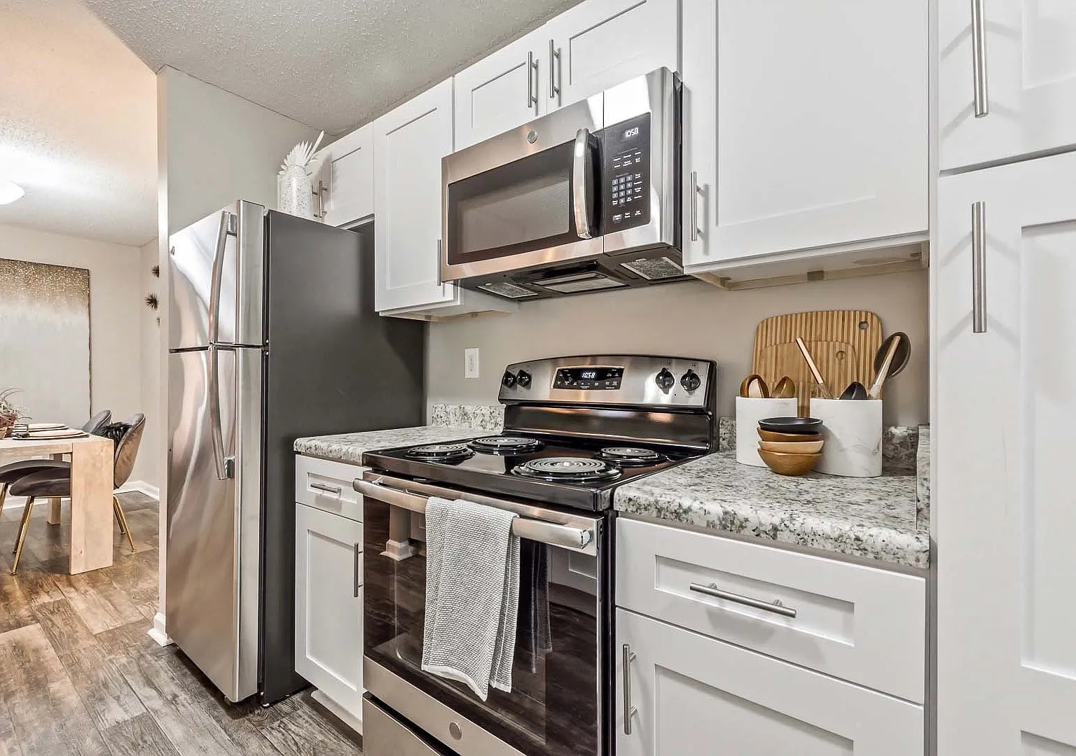 Azalea Ridge Apartments — Photo 3