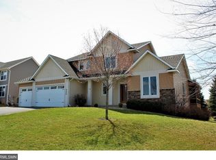 9508 Dunes Ave S, Cottage Grove, MN 55016