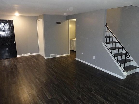 4th image of 50 Berehaven Dr