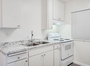 Winter Gardens Manor, Lakeside, CA 92040