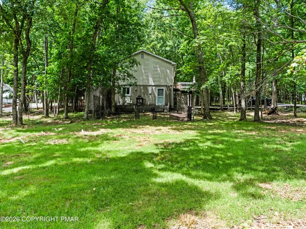 95 Vista Dr, Albrightsville, PA 18210
