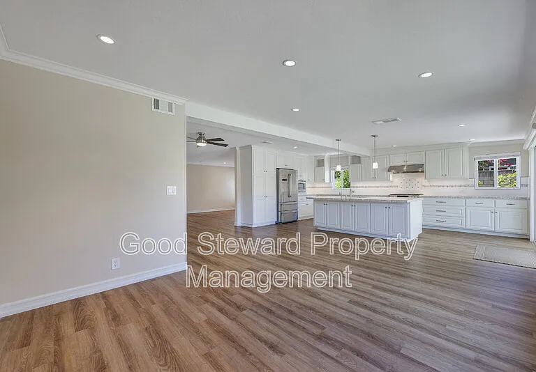 20251 Avenida Del Norte — Photo 13