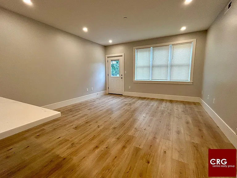 124 Kenrick St #U7 — Photo 8