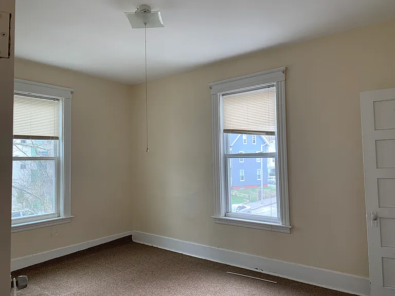 8 Shawmut St #2-L — Photo 10