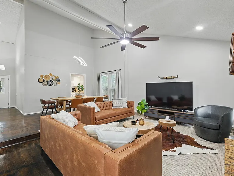 5830 Jester Dr — Photo 6