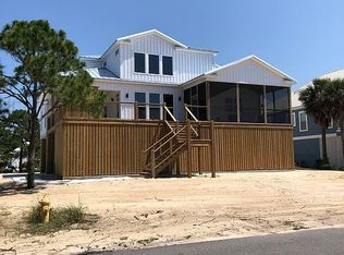 630 Hernando Pl, Dauphin Island, AL 36528