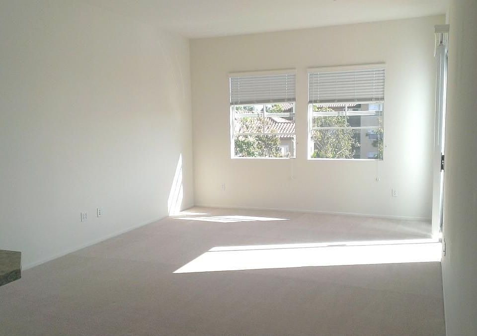 1st image of 615 Sonoma Aisle