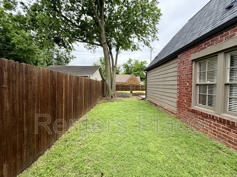 1904 S Yorktown Ave — Photo 38