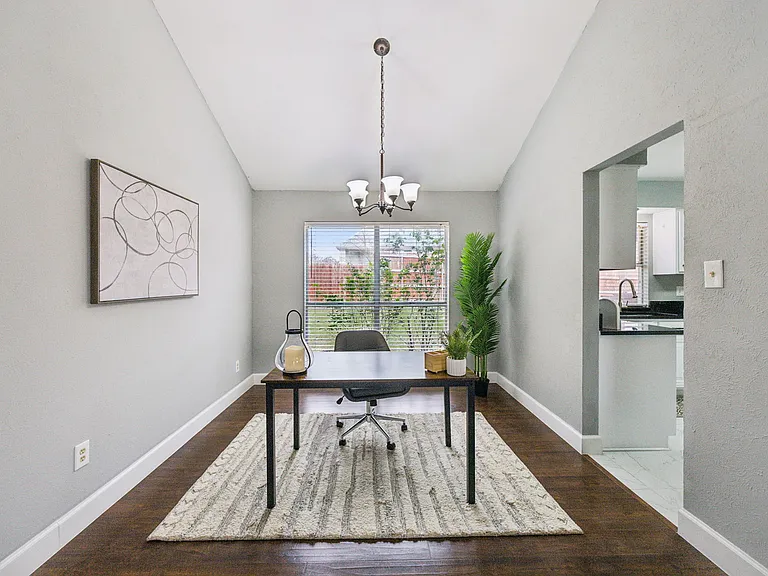 1601 Chittam Dr — Photo 11