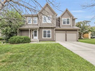 18205 W 159th Ter, Olathe, KS 66062