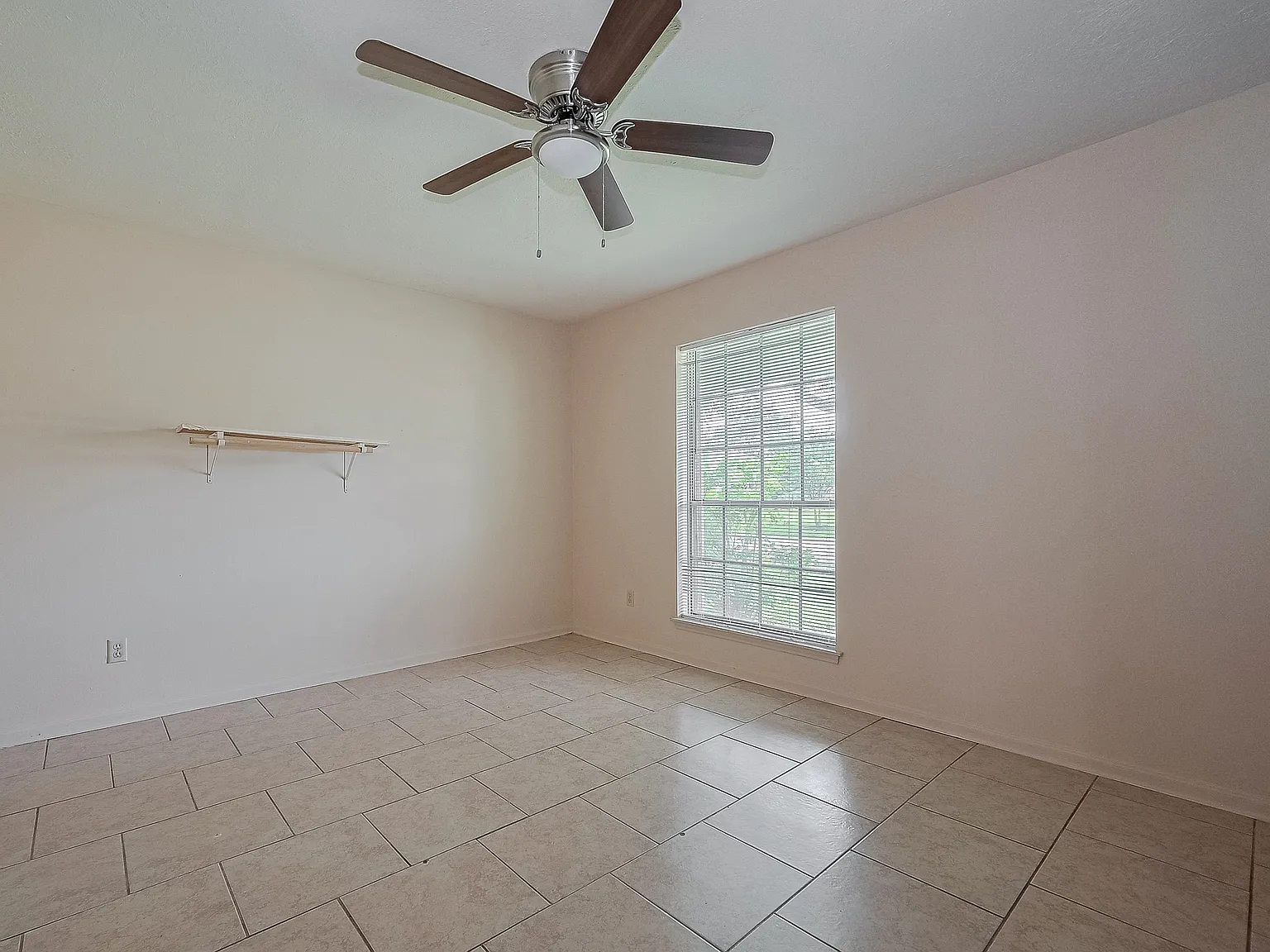 9126 Willow Meadow Dr — Photo 1