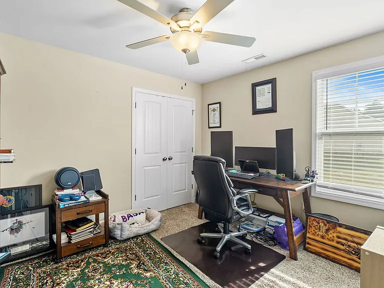 50 Basswood Ct — Photo 32