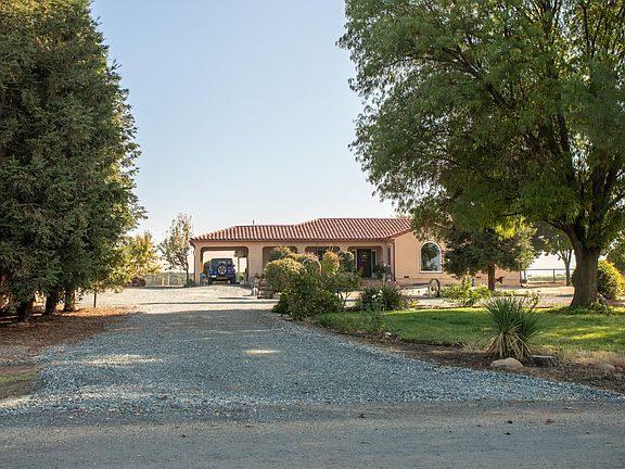 2nd image of 10640 Road 261