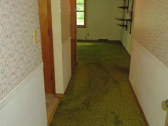 5th image of 1731 Marrose Dr