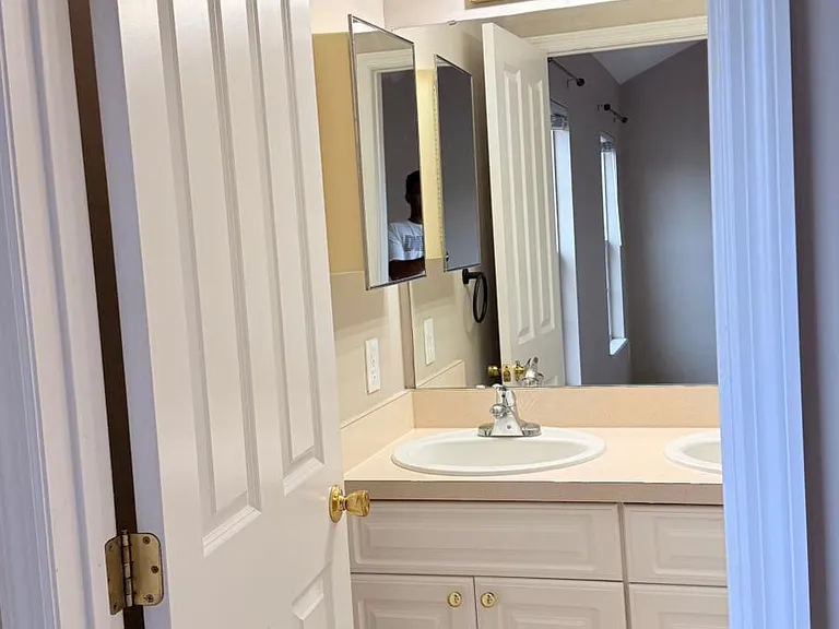 593 Lazelle Rd — Photo 16