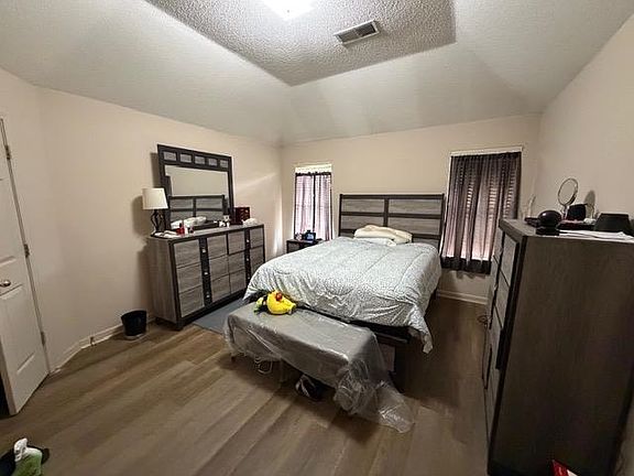 4th image of 6918 Finch Rd