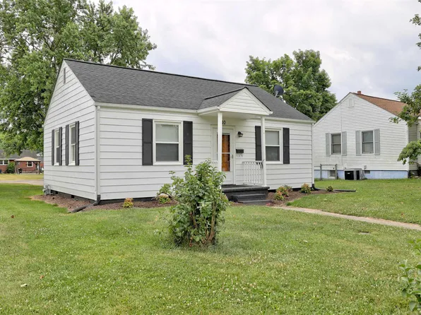 610 9th St, Radford, VA 24141