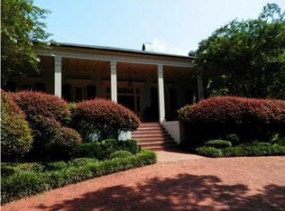 1902 Spring Hill Ave, Mobile, AL 36607