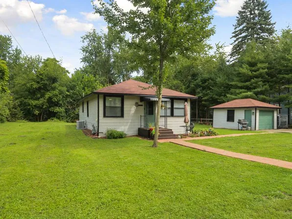 W924 Primrose Rd, Genoa City, WI 53128