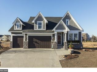 11150 41st Street Cir N, Lake Elmo, MN 55042