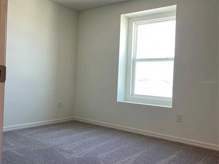 9581 Sandy Bluffs Cir — Photo 7