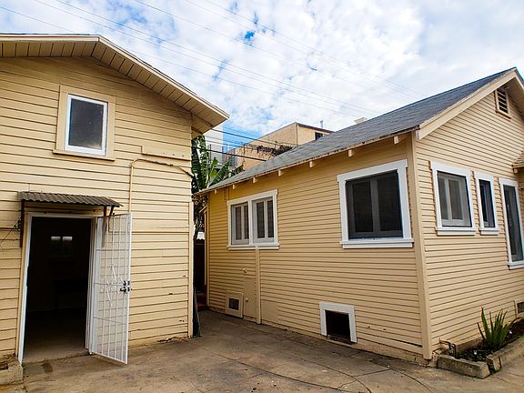 2nd image of 428 N Kenmore Ave #428
