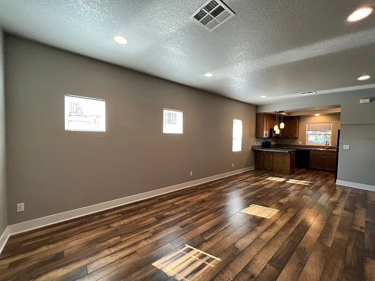 1908 Alder St — Photo 6