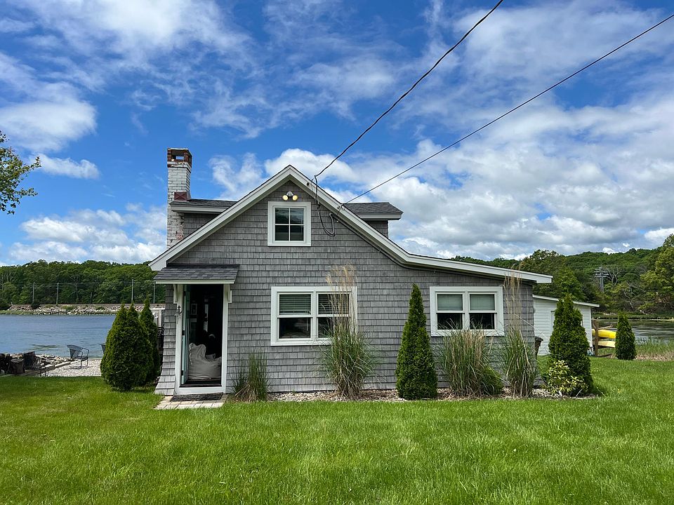 61 Old Black Point Rd, Niantic, CT 06357 Zillow