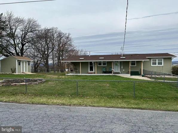 511 Freehall St, Mertztown, PA 19539