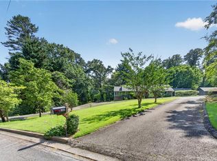 188 Hillendale Dr, Toccoa, GA 30577