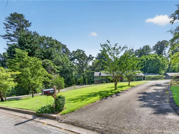 188 Hillendale Dr, Toccoa, GA 30577
