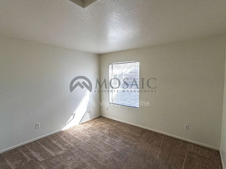 8646 E Nido Ave — Photo 13