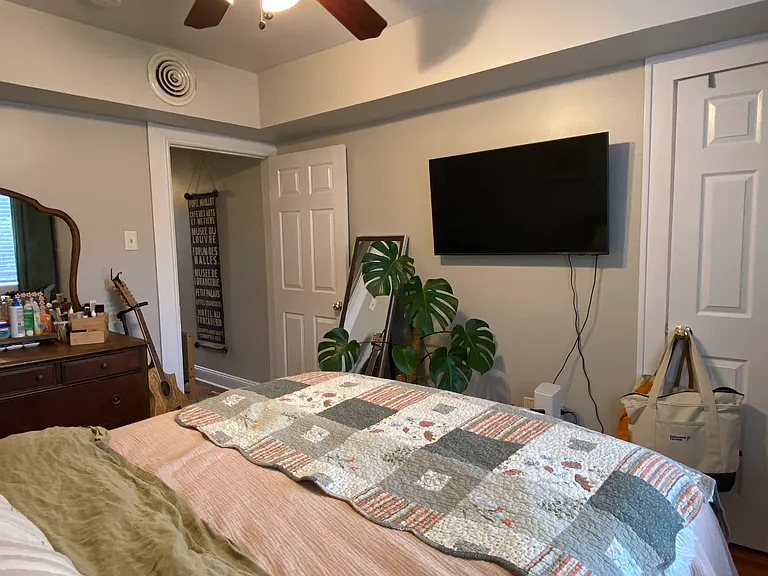 100 Newburn Dr #2 — Photo 9