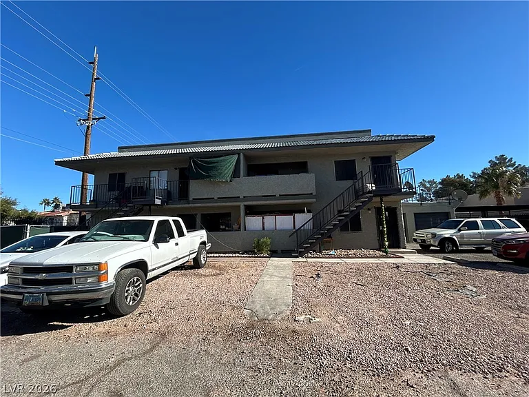 1305 Kari Lee Ct #A — Photo 22