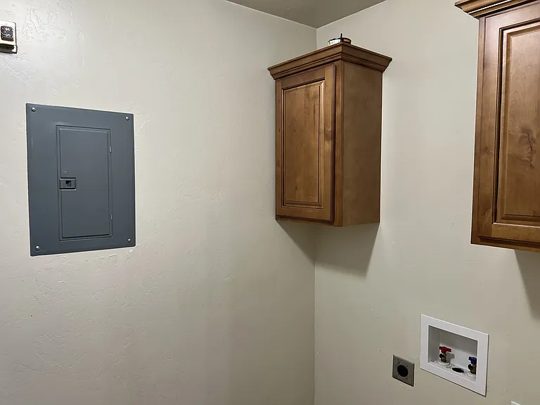 279 Country Club Pkwy — Photo 12