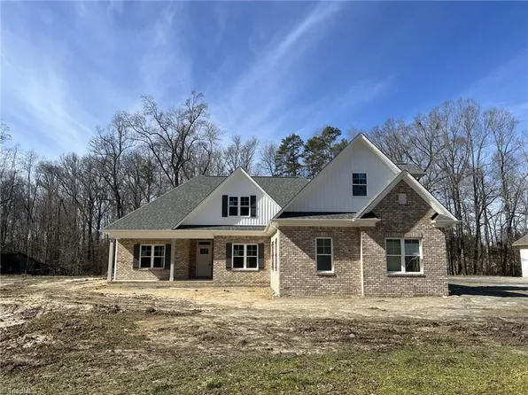 227 Horse Haven Rd, Lexington, NC 27295