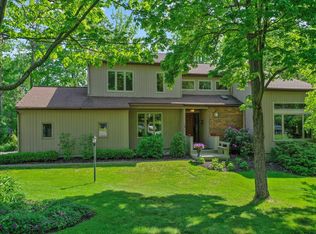 18 Ramblewood Ct, Niskayuna, NY 12309
