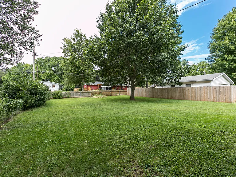 3049 S Parkview Ave — Photo 24