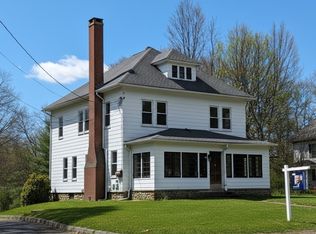 224 Pomfret St, Putnam, CT 06260