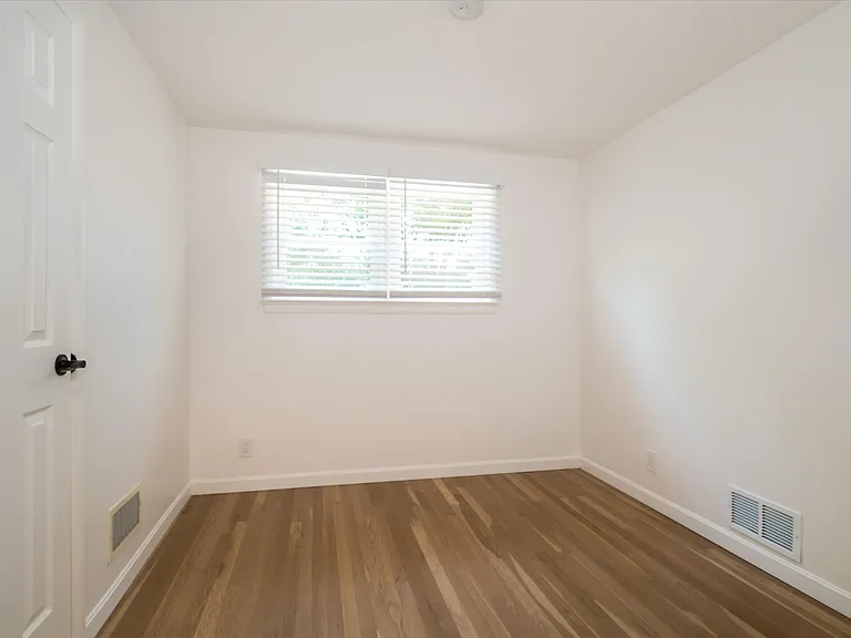 26 Garret Pl — Photo 7