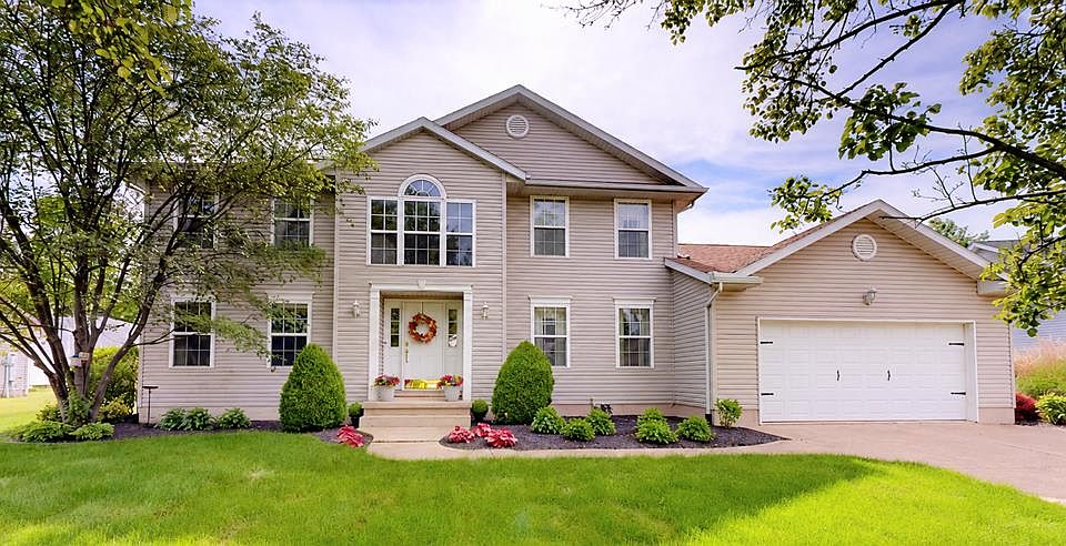 1st image of 113 Orchard Ct
