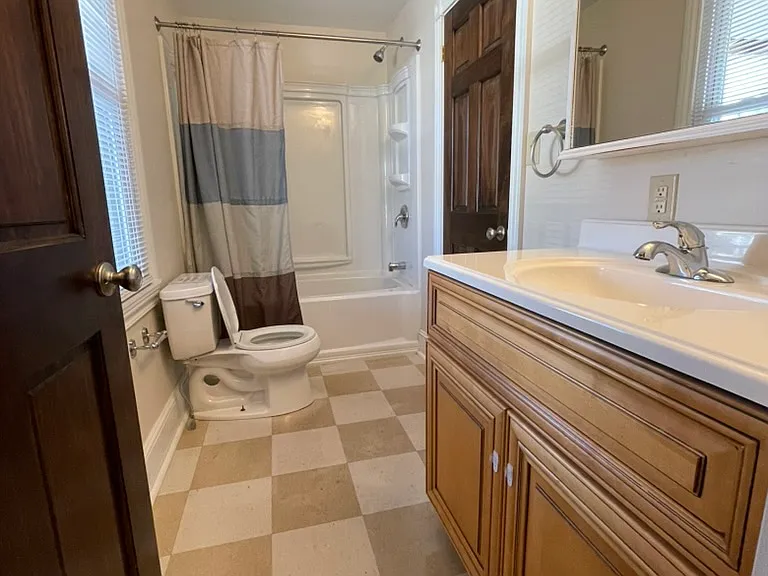 1145 Isabella Ct — Photo 21