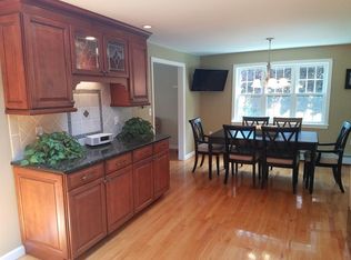 13 Hartford Cir, Andover, MA 01810